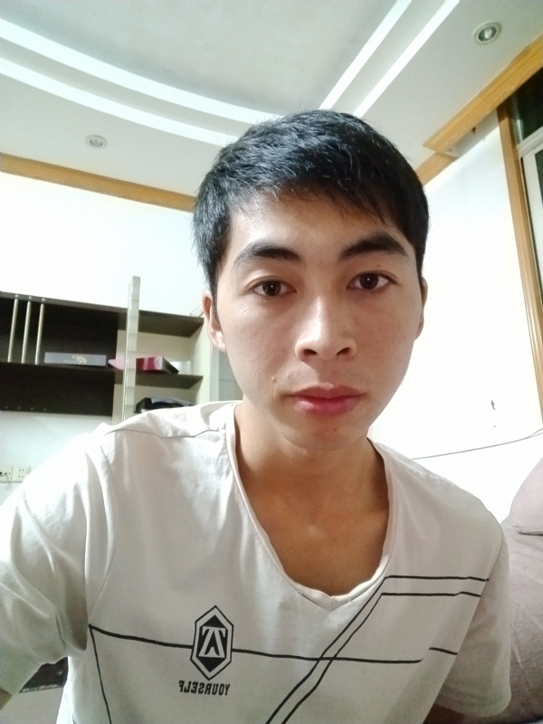 似微笑的第一张照片--西安相亲服务中心