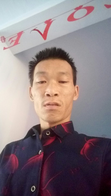 向阳的第一张照片--西安相亲服务中心