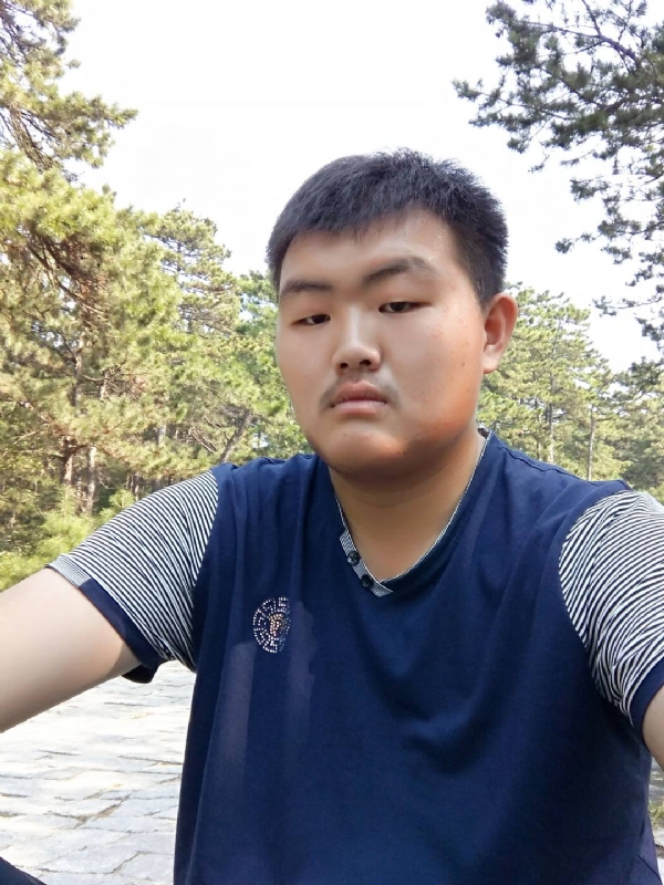 单身小伙的第一张照片--西安相亲服务中心