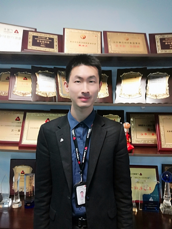 魔都青年的第一张照片--西安相亲服务中心