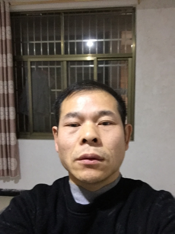 徐徐清风的第一张照片--西安相亲服务中心