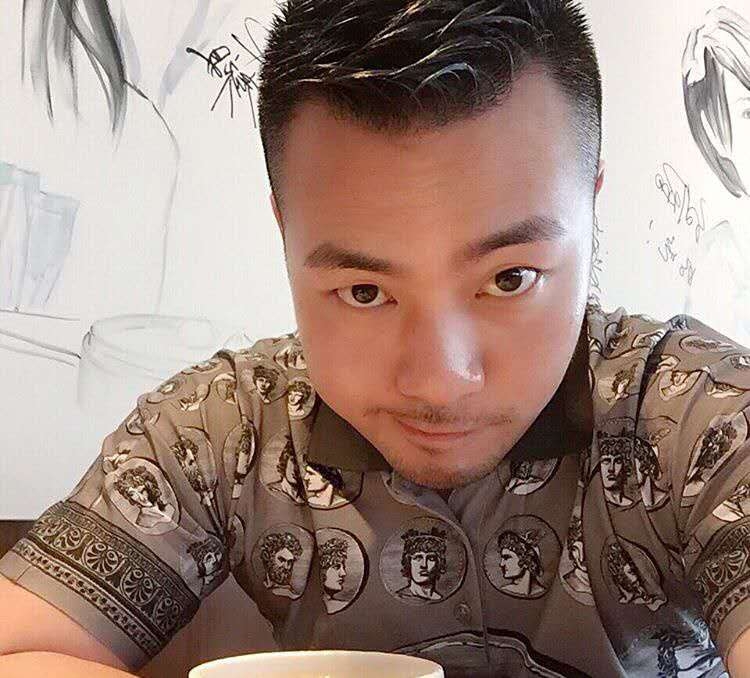 刘江平的第一张照片--西安相亲服务中心