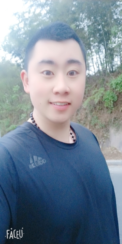 帅小伙的第一张照片--西安相亲服务中心