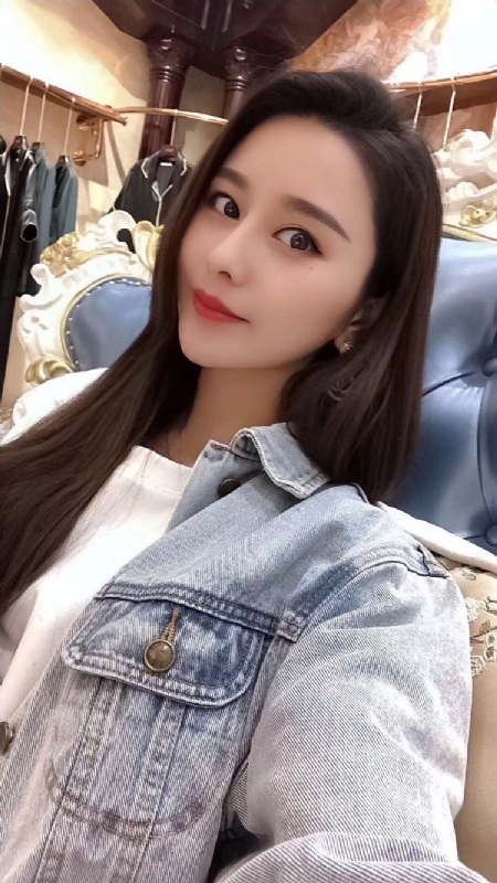 李珊珊的第一张照片--西安相亲服务中心