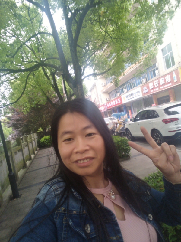 平凡的第一张照片--西安相亲服务中心
