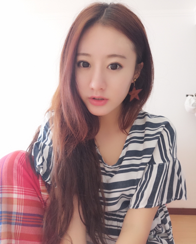 没有故事的女同学的第二张照片--西安相亲服务中心