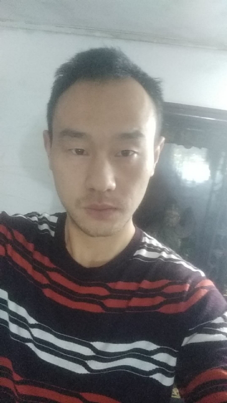 张浩浩的第一张照片--西安相亲服务中心
