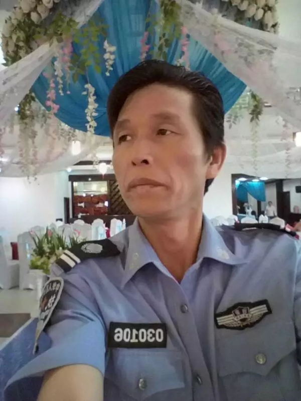 卧窗听雨的第二张照片--西安相亲服务中心