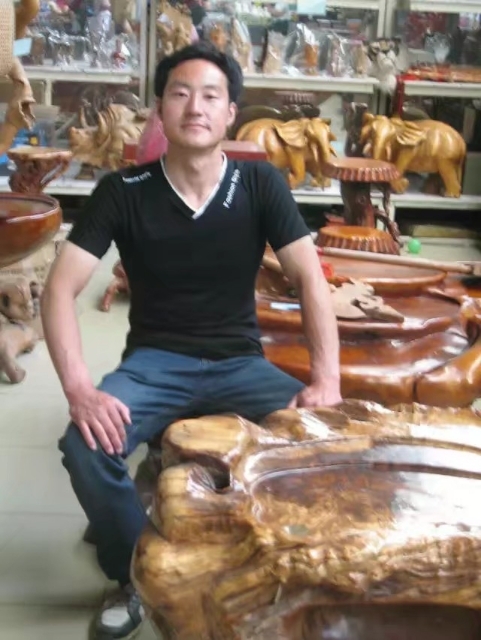 春暖花开的第一张照片--西安相亲服务中心