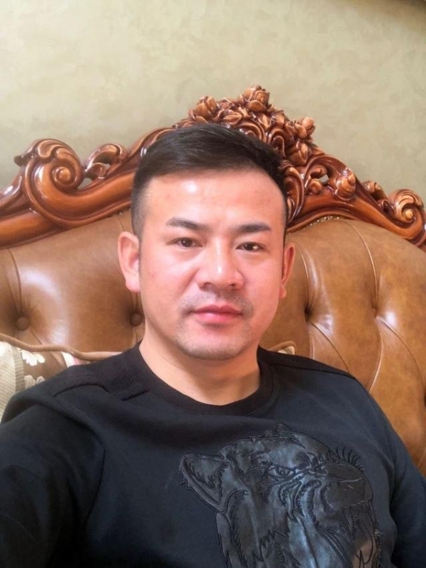 治国的第一张照片--西安相亲服务中心