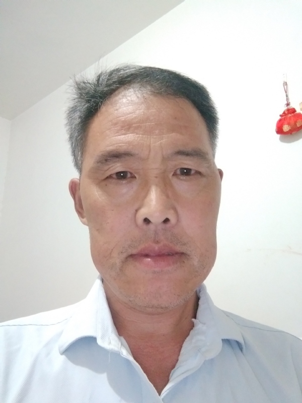 邹学辉的第二张照片--西安相亲服务中心