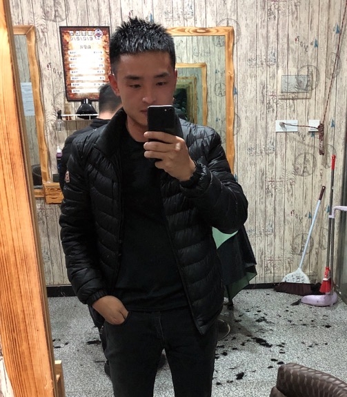 知足常乐的第一张照片--西安相亲服务中心