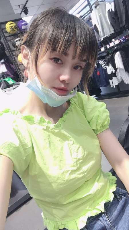 婀娜袅袅的第一张照片--西安相亲服务中心