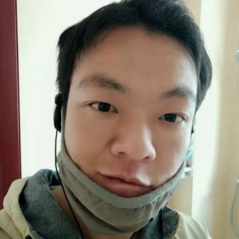 泡沫哭泣的第一张照片--西安相亲服务中心
