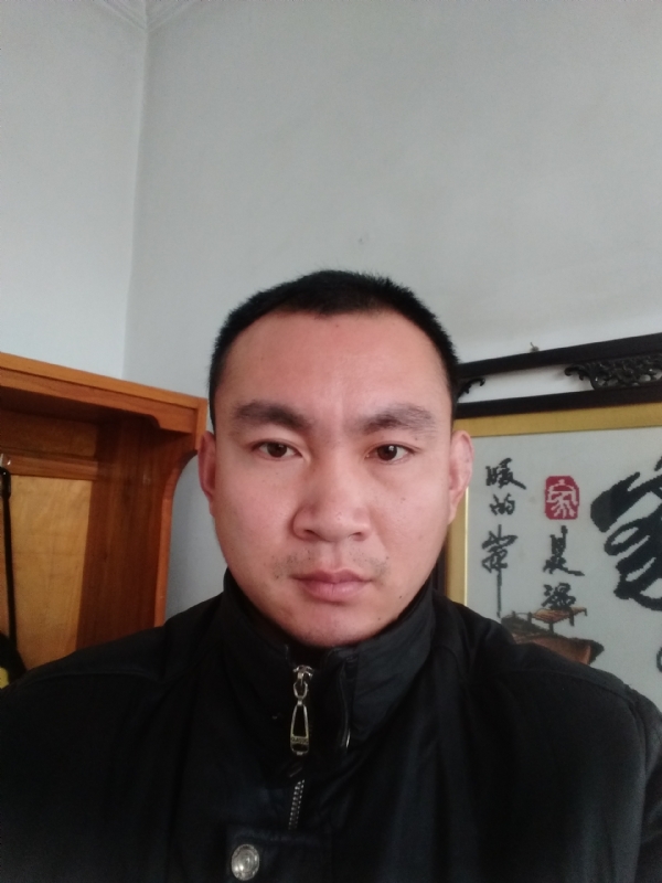 一江春水的第三张照片--西安相亲服务中心