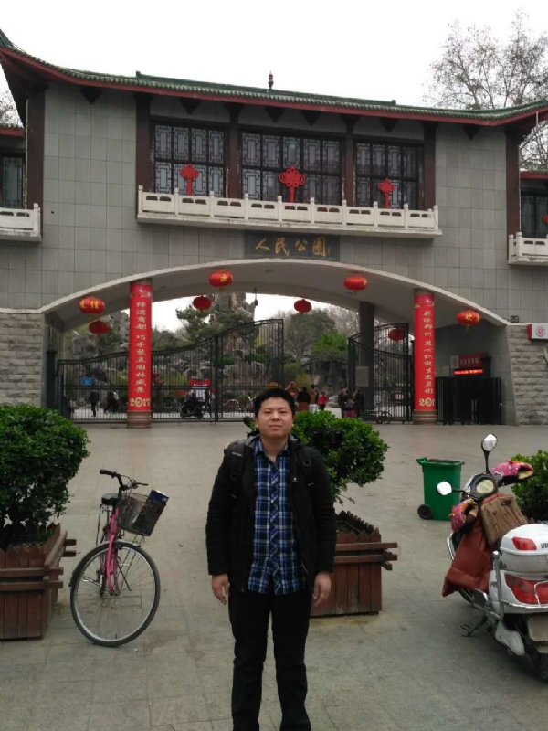 在奋斗的第四张照片--西安相亲服务中心