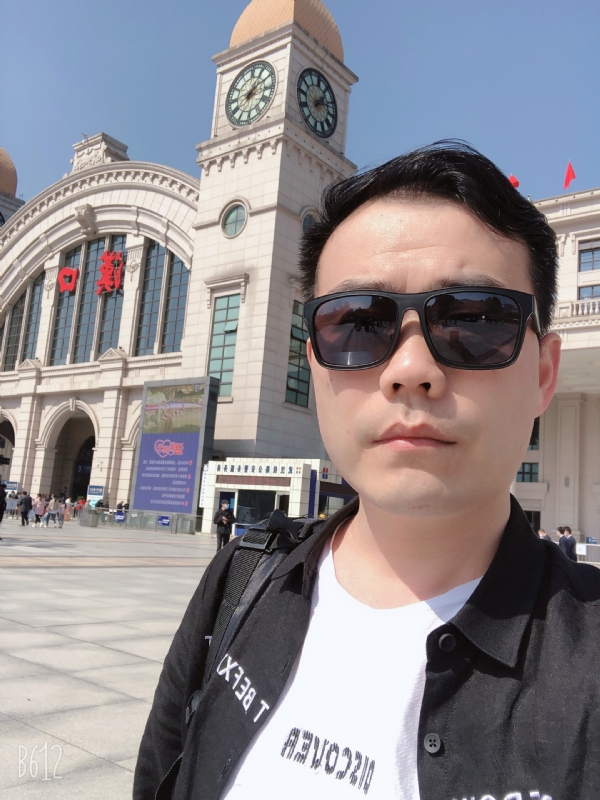 楚河畔的第一张照片--西安相亲服务中心