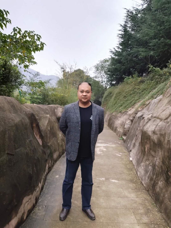 玉竹的第三张照片--西安相亲服务中心