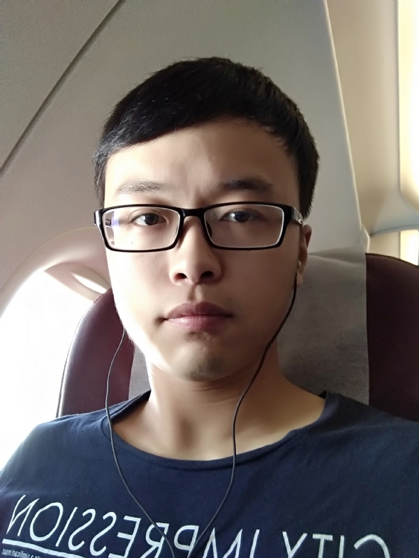 在水一方的第二张照片--西安相亲服务中心