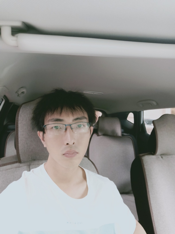 阳光大男孩的第一张照片--西安相亲服务中心