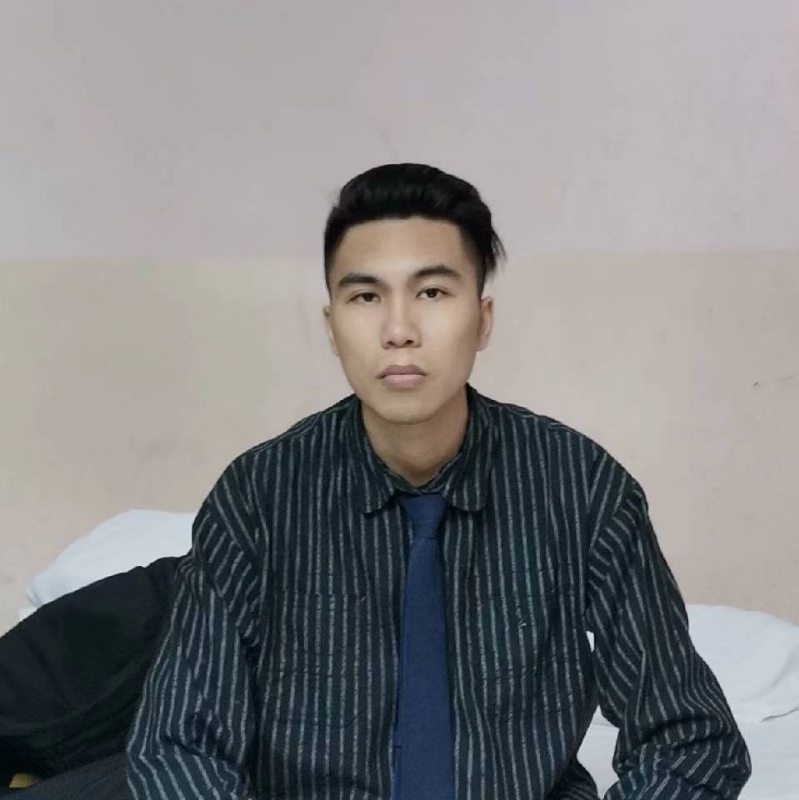 烟斗的第一张照片--西安相亲服务中心