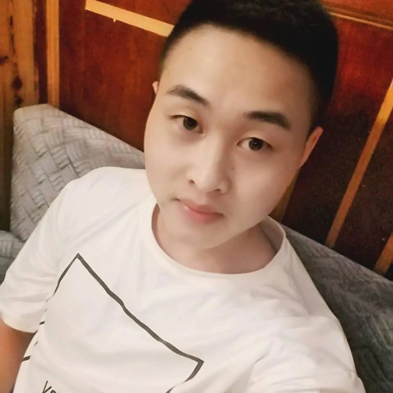 娃娃脸小爸爸的第一张照片--西安相亲服务中心