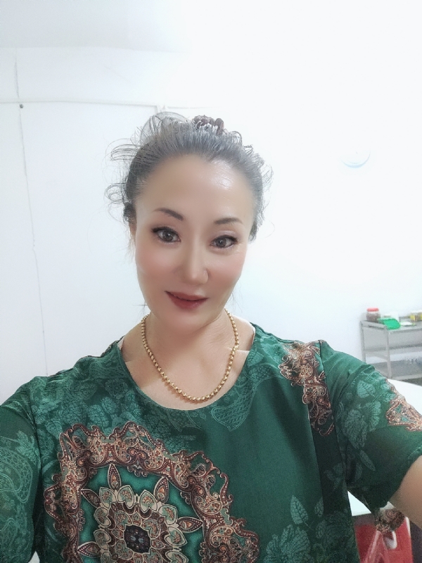燕子的第二张照片--西安相亲服务中心
