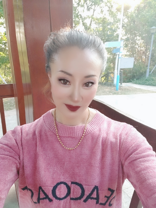 燕子的第五张照片--西安相亲服务中心