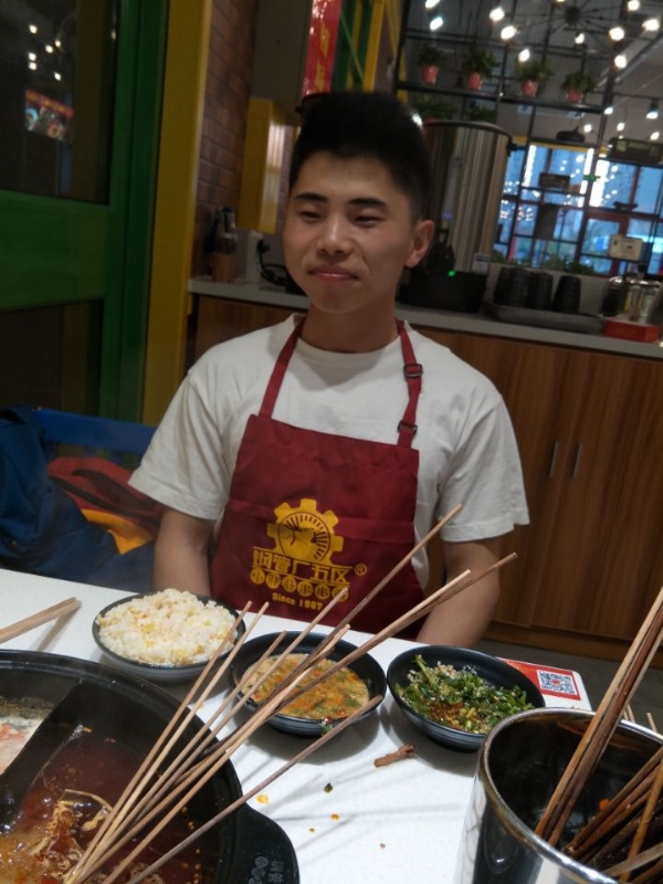 明晨的第一张照片--西安相亲服务中心