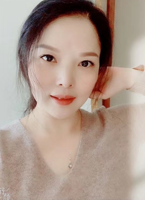 百荷的第一张照片--西安相亲服务中心
