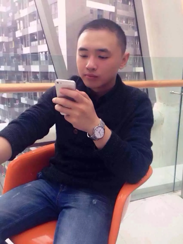 一个人的第一张照片--西安相亲服务中心