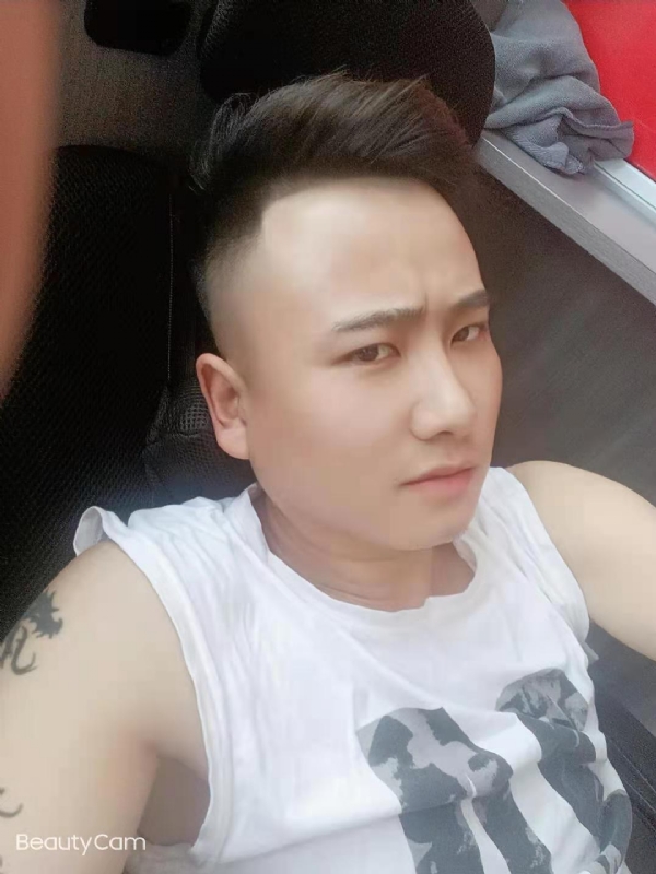 上善若水的第二张照片--西安相亲服务中心