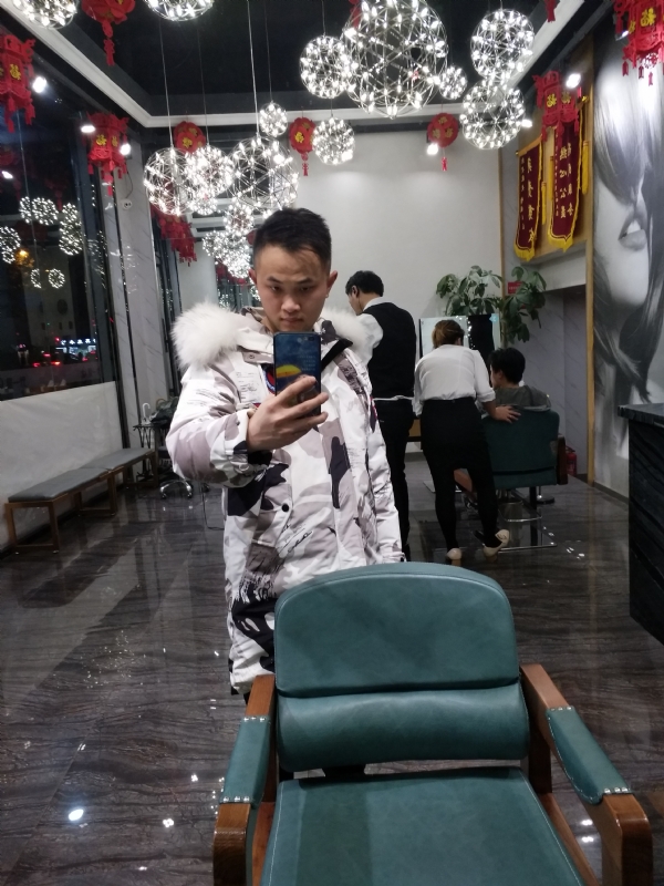 简单的第一张照片--西安相亲服务中心