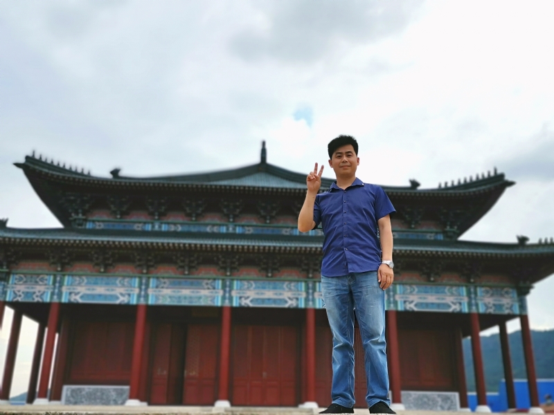 骑着小猪去旅行的第一张照片--西安相亲服务中心