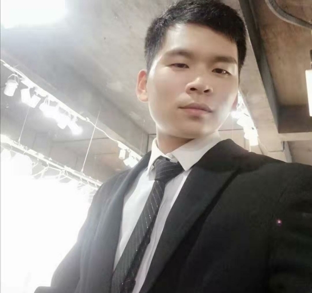 凌晨三点三分的第一张照片--西安相亲服务中心