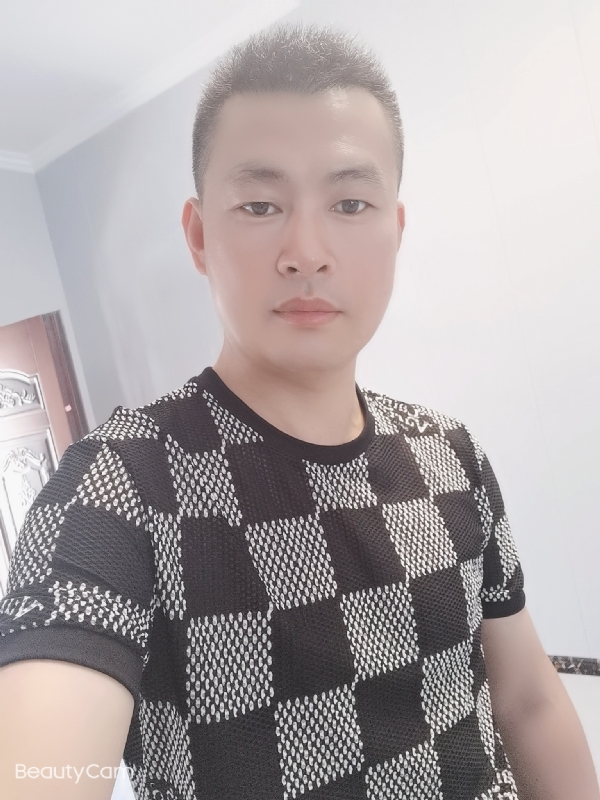 快乐无罪的第一张照片--西安相亲服务中心