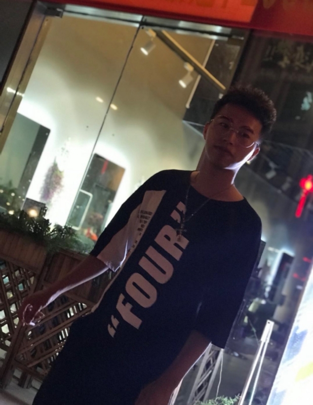 寻找的第二张照片--西安相亲服务中心