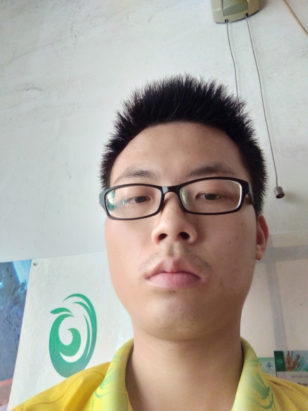 舒荷的第一张照片--西安相亲服务中心