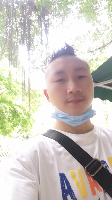 守望幸福的第一张照片--西安相亲服务中心
