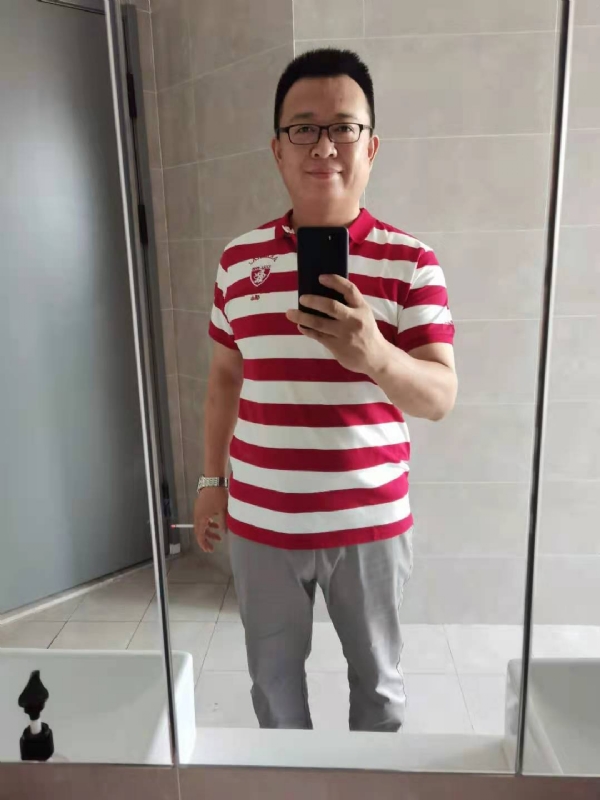 行走的打桩机的第一张照片--西安相亲服务中心