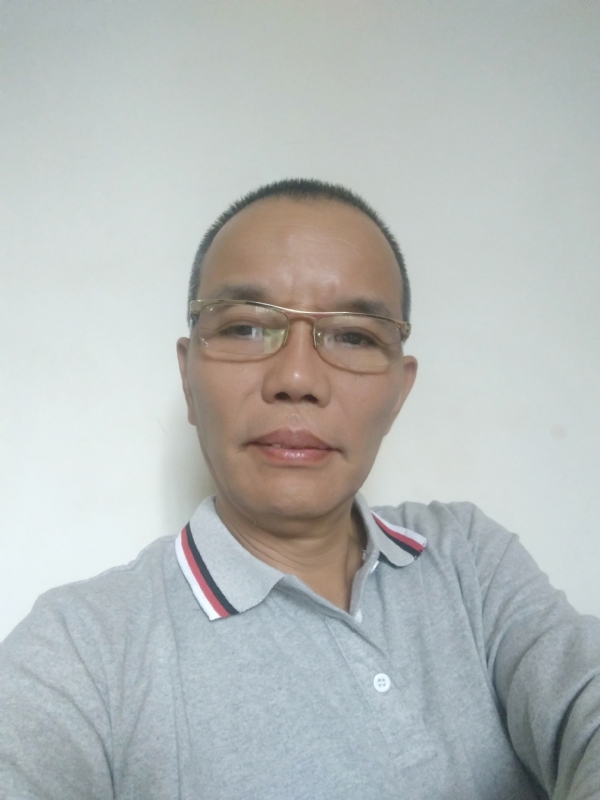 稳重大方的第一张照片--西安相亲服务中心
