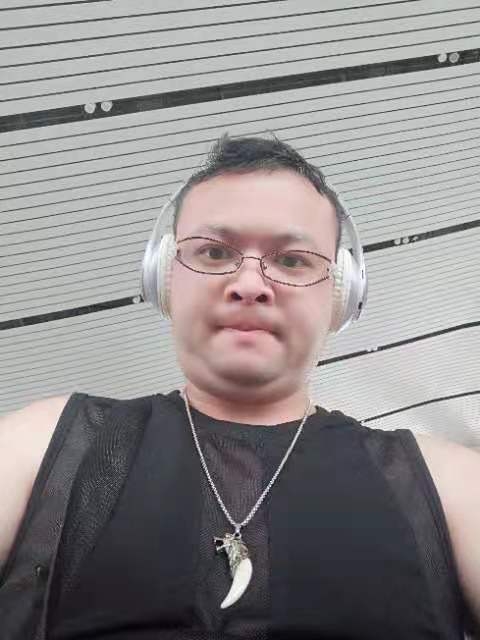醉叶孤城的第一张照片--西安相亲服务中心