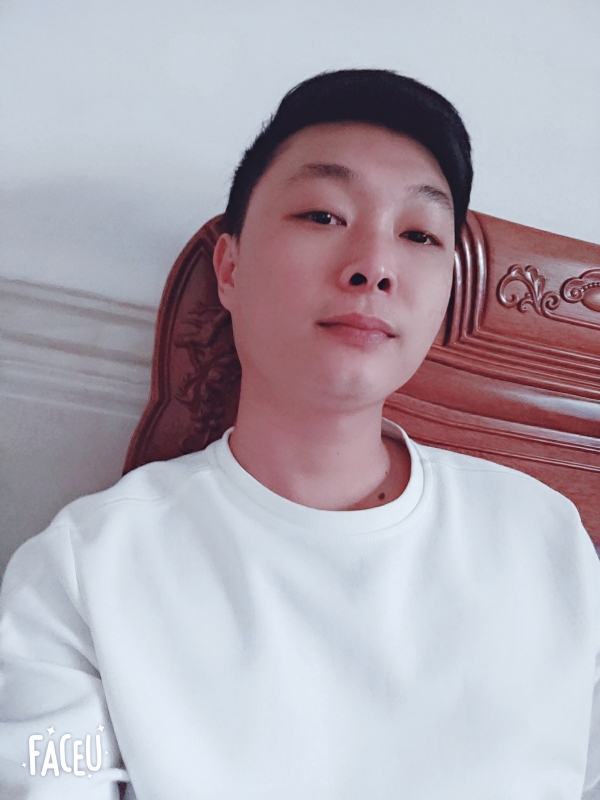 交友的第一张照片--西安相亲服务中心