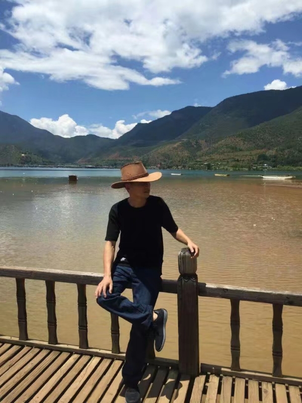 剑胆琴音的第一张照片--西安相亲服务中心