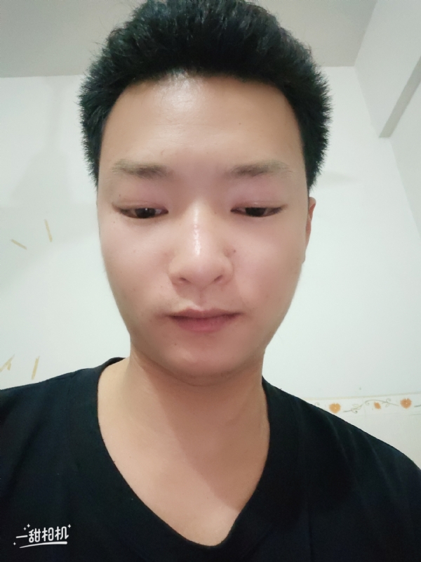 孤狼的第一张照片--西安相亲服务中心