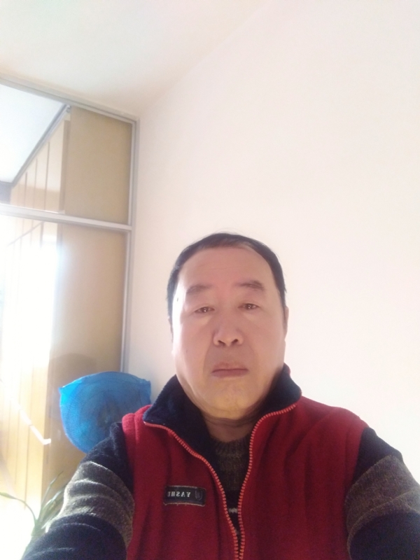 快乐的第一张照片--西安相亲服务中心