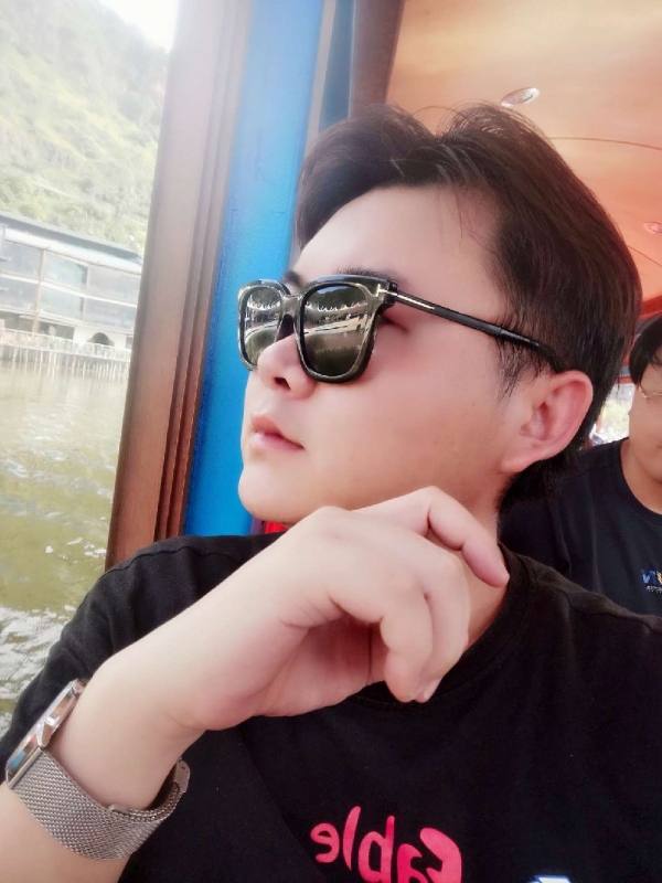 曲生的第三张照片--西安相亲服务中心