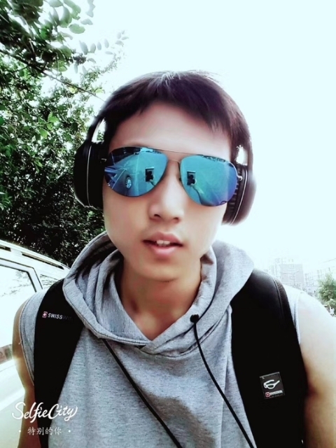 失意的人的第一张照片--西安相亲服务中心