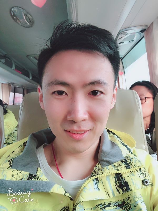 郭白白的第二张照片--西安相亲服务中心