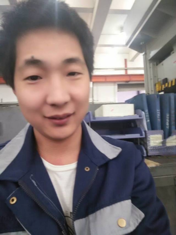爱是你我的第一张照片--西安相亲服务中心